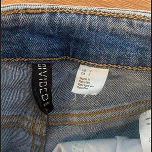 Divided Jean shorts, great condition